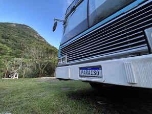 Property grounds - Bus house on the riverfront (Florianópolis)