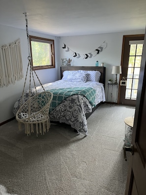 4 habitaciones, escritorio, tabla de planchar con plancha y wifi gratis 