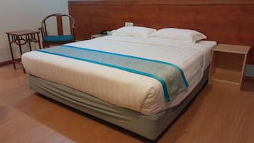 Desk, blackout curtains, iron/ironing board, free WiFi
