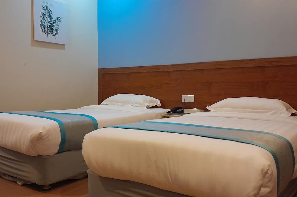TD CAPITAL HOTEL