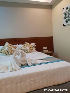 Deluxe Single Room, 1 King Bed, Non Smoking, Mountain View | Desk, blackout drapes, iron/ironing board, free WiFi - TD CAPITAL HOTEL (Kota Kinabalu)