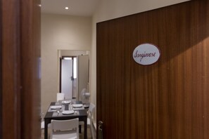Dining - Chianti's Inn Sangiovese (Firenze)