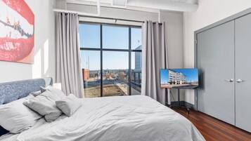 2 chambres, fer et planche à repasser, Wi-Fi, draps fournis