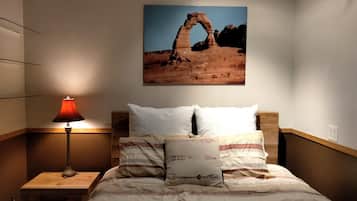 1 bedroom, desk, iron/ironing board, free WiFi