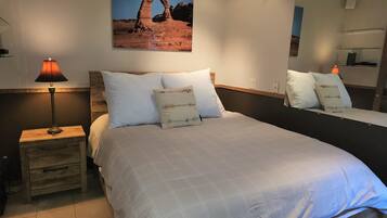 1 chambre, bureau, fer et planche Ă repasser, Wi-Fi gratuit