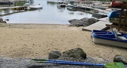 Blueberry More Limit 17 7 Bedroom Home by RedAwning