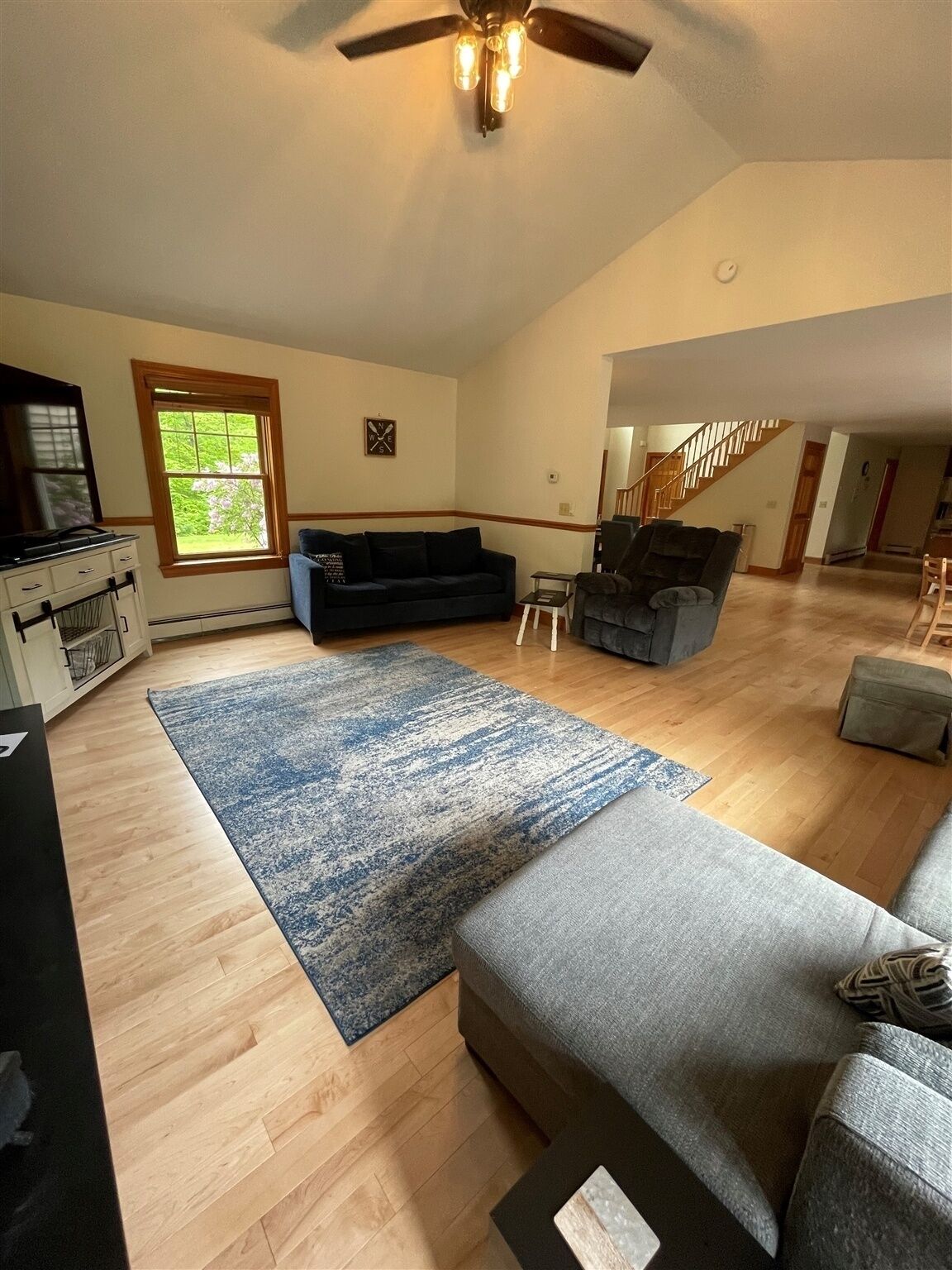 House, Multiple Bedrooms | Living area