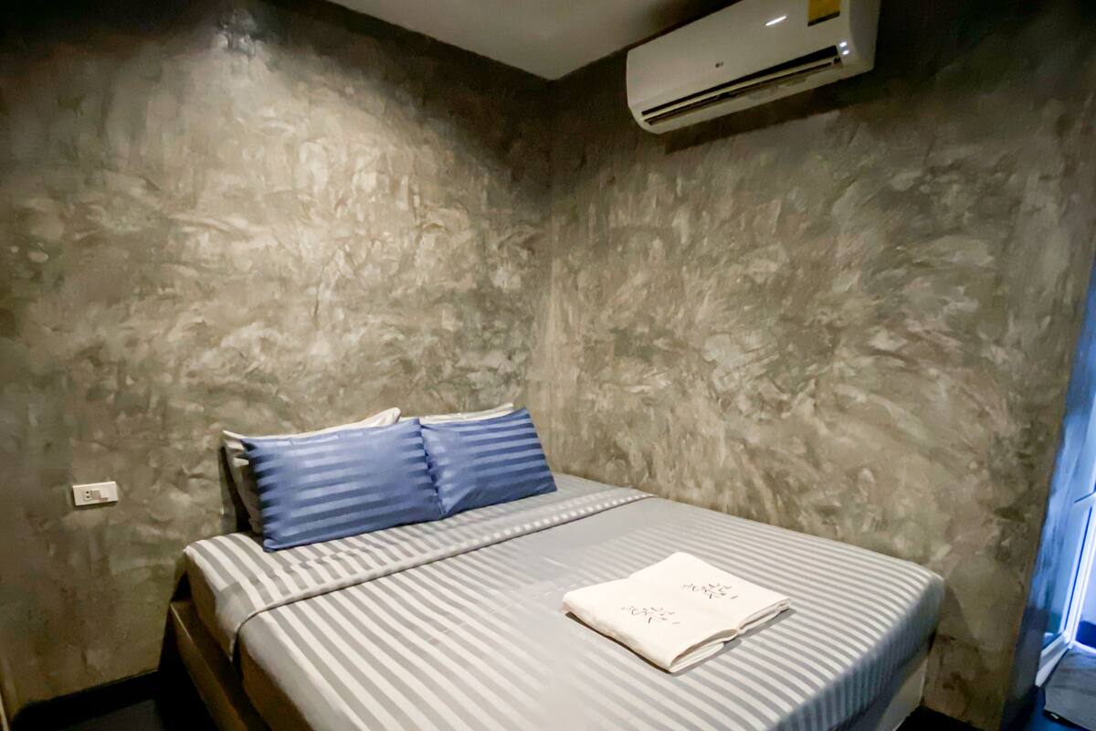 Basic Room | 1 bedroom, WiFi (free), bed sheets