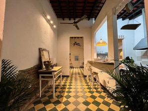 Interior - La casa de Madamme Cocotte (Santa Marta)