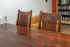 Basic-Apartment, 1 King-Bett | Speisen
