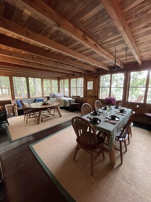 Casa de campo, 4 habitaciones | Restaurantes