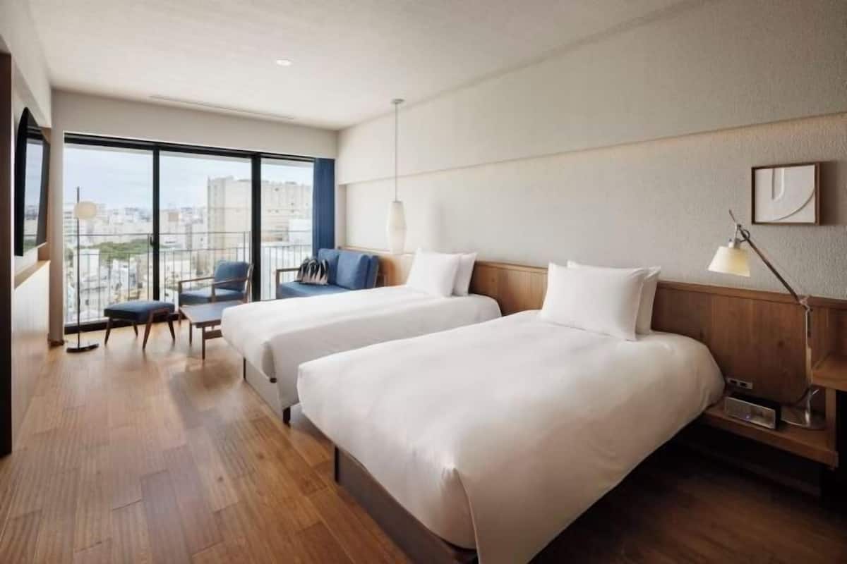 1 bedroom, premium bedding, down duvets, in-room safe