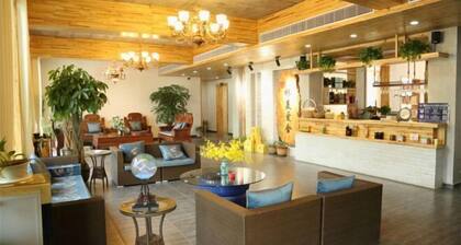 Jingfu Xiaoyuan Linmei Aishe Hotel