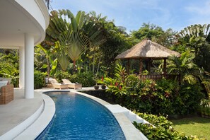 Outdoor pool - Villa Tau (Tegallalang)