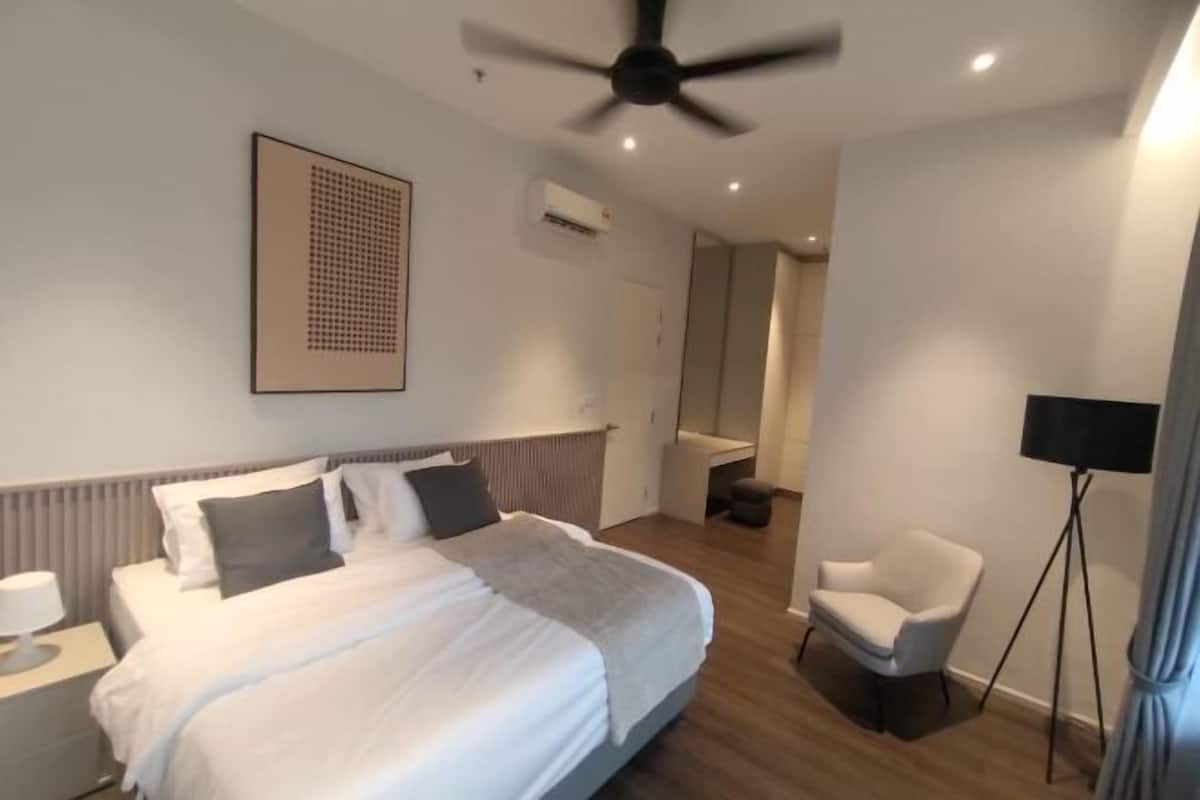 2 bedrooms, laptop workspace, blackout drapes, iron/ironing board