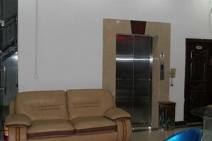 Unclassified image, 2 of 14, button - Hezhou Huangyao Longquan Business Hotel (Zhaoping)