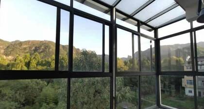 Puyu Mountain Household