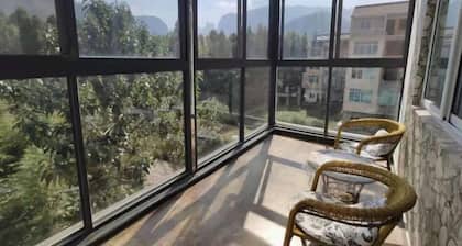Puyu Mountain Household