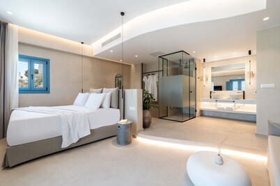 Aura Suites Paros 