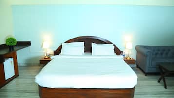 Premium Room | Premium bedding, down comforters, memory foam beds, desk