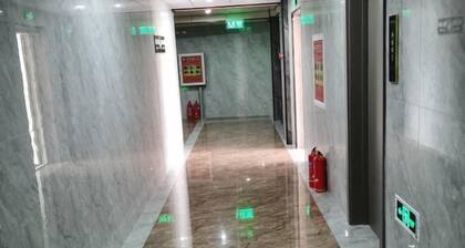 Wanjuxing Hotel in Xiwu Banne