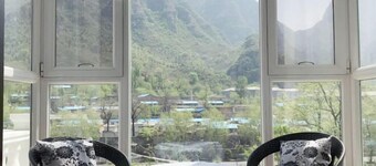 Shidu Xitai Fenghua Hostel