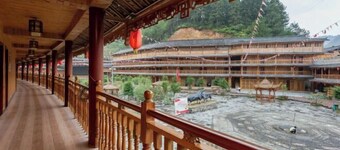 Menglonglie Hotel