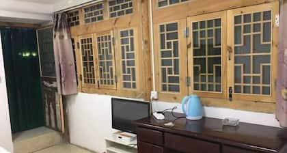 Lvyou Zhijia Hotel