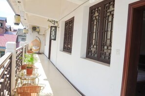 Outdoor dining - Heyang Bichenju (Hengyang)