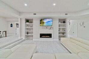 TV connectée, cheminée