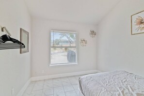 2 bedrooms, desk, iron/ironing board, travel cot