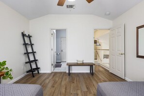 3 bedrooms, desk, iron/ironing board, travel cot