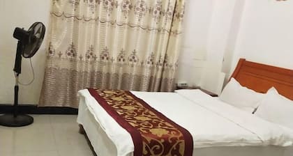 Tourist Hotel