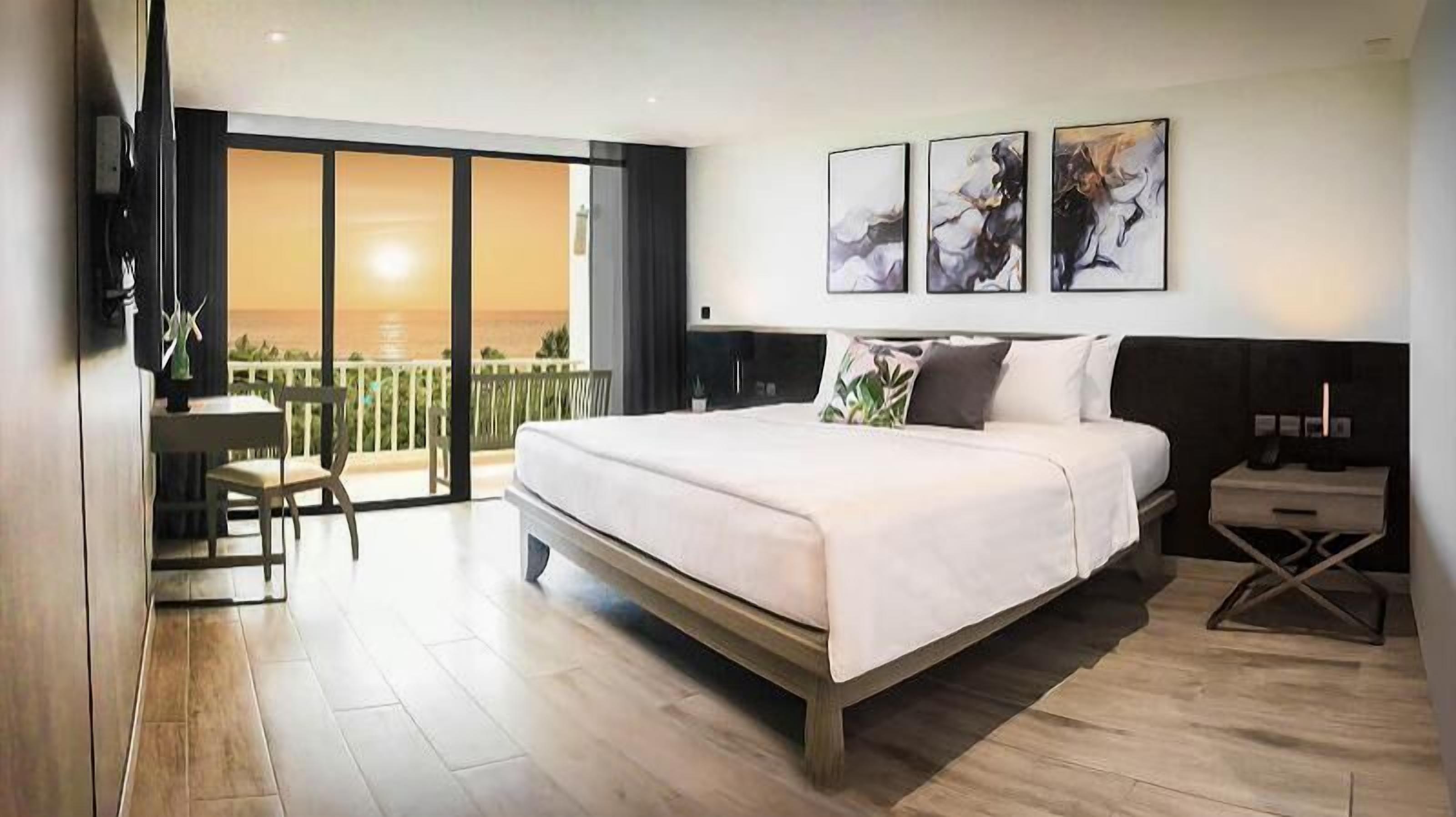 2 bedrooms, in-room safe, desk, laptop workspace