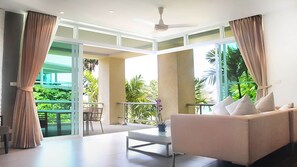 24-inch LED TV with digital channels, TV - Paradox Residence (Karon)