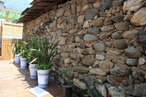 Exterior - Riverside Inn (Shimian)