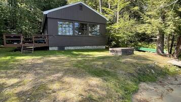 Cottage, 3 Bedrooms | Property grounds