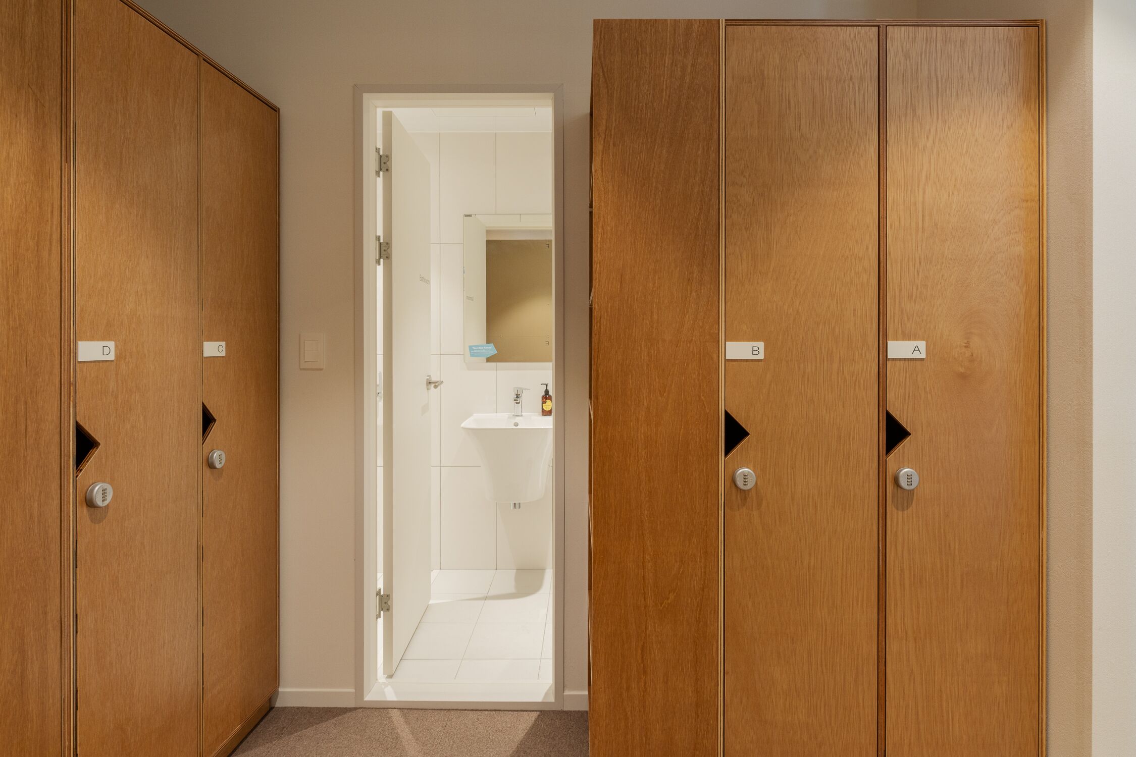 Foto - Mangrove Dongdaemun