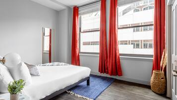 1 chambre, fer et planche à repasser, draps fournis