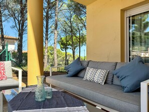 Terrace/patio - Villa close to the beach. Capacity 12 people.Platja de Pals. (Platja de Pals)