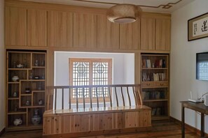 Unclassified image, 5 of 21, button - Guankeng Hotel (Wuyuan)