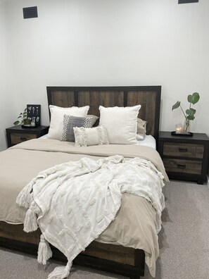 3 bedrooms, WiFi, bed sheets