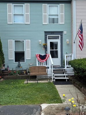 Exterior - Buckeye cozy  condo with hot tub and pool table (Powell)