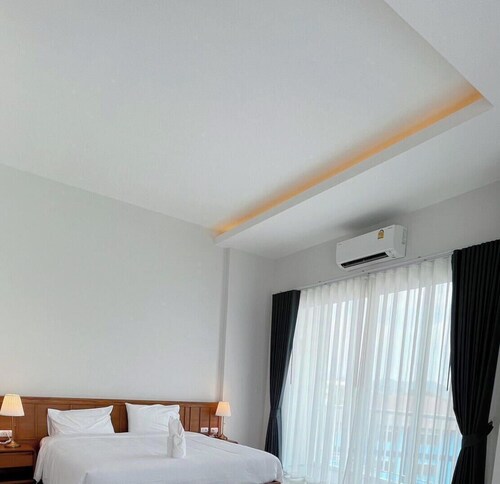 Choe Hotel