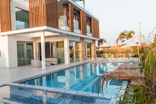 Fortuna Seaview Villa