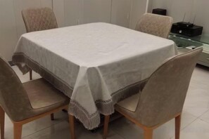 用餐