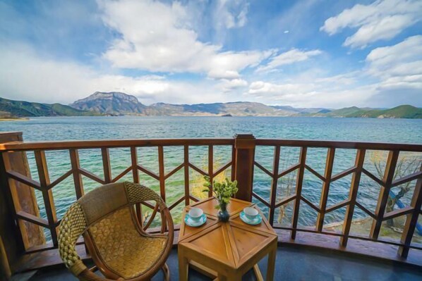 Room - GW. Flower Time (Ninglang)