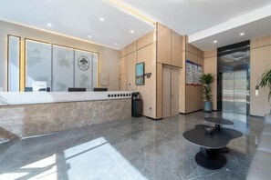 Interior - GreenTree Inn Express Hotel (Weihai High-speed Railway Terminal Port Branch) (Weihai)