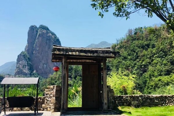 Property grounds - 1958 Huakai Boutique Hostel (Yongjia)