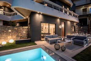 Villa | 12 bedrooms - Made By The Sea Villas 12 Bdrm (Malevizi)